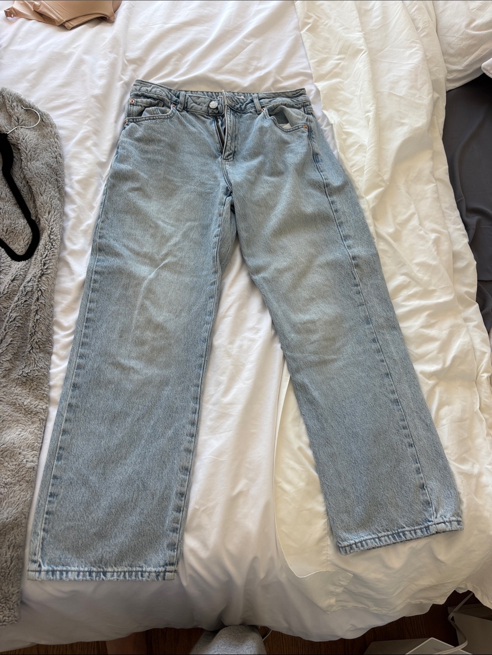 Garage Light Wash Straight-Leg Jeans